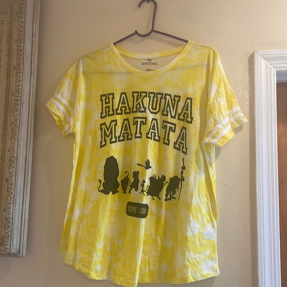Disney lion king tee